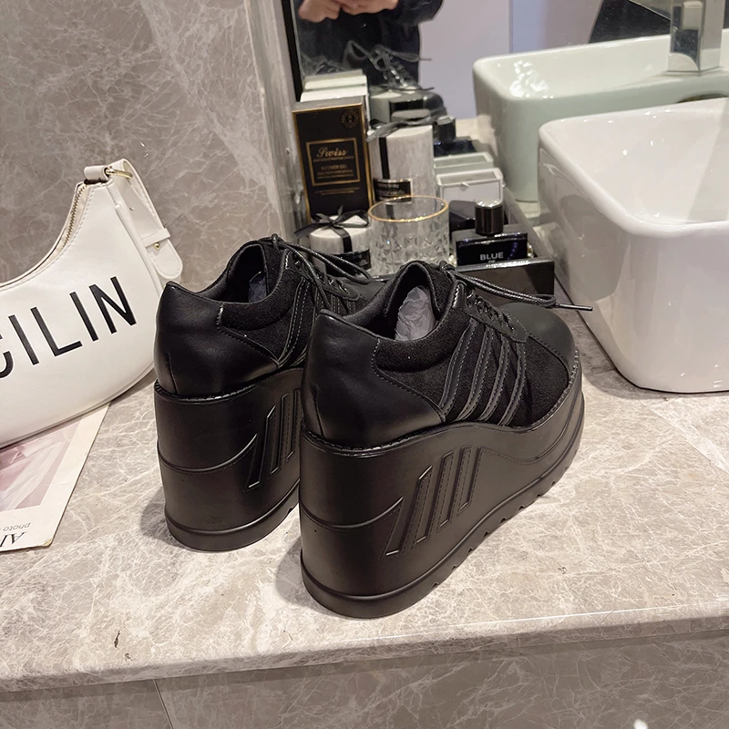 Big Size 35-43 Black Design Fe - Street Fashion Goth recension och pris