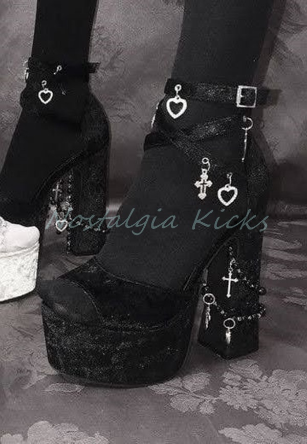 Gothic Black Velvet Platform H - Street Fashion Dress recension och pris