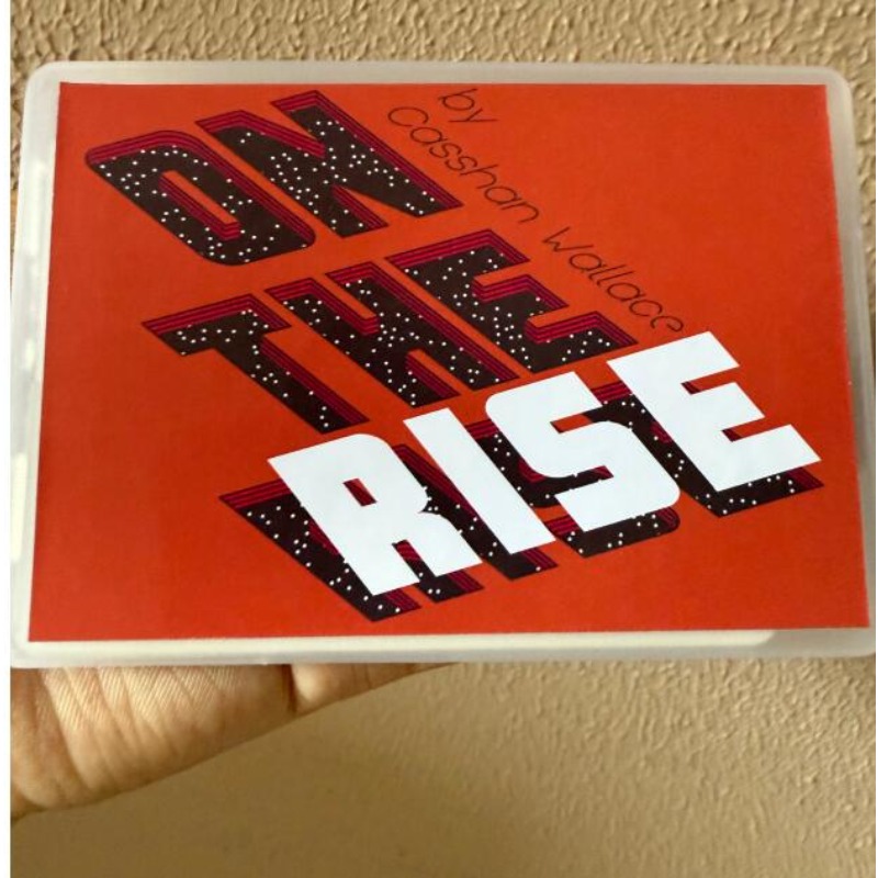 On The Rise By Casshan W Gimmi - Street Fashion Blog recension och pris