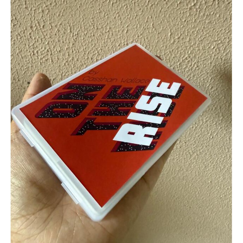 On The Rise By Casshan W Gimmi - Street Fashion Blog recension och pris