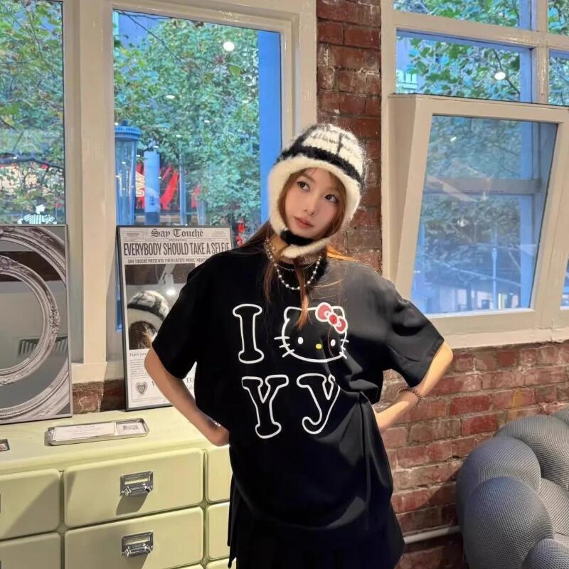 Short-Sleeved Sanrio Summer Pu - Street Fashion Tshirt recension och pris