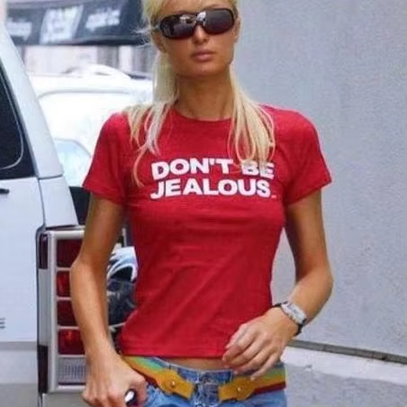 Paris Hilton 'don't Be Jealous - Street Fashion In Paris recension och pris